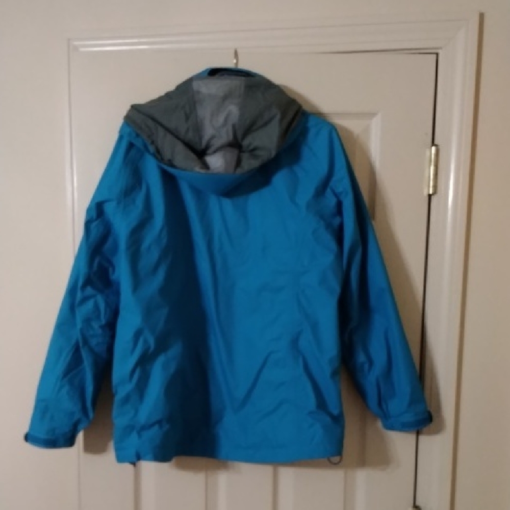 L.L. Bean Blue Rain Jacket - Picture 5 of 6